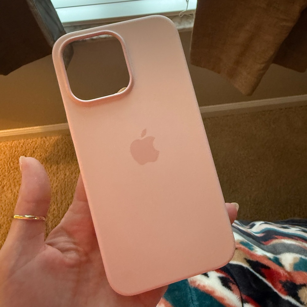 Apple Pink Silicone iPhone 14 Pro Max Case